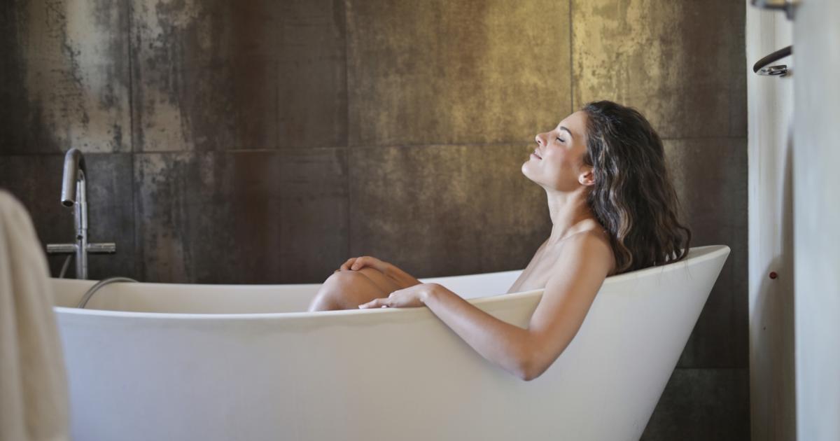 3 Simple Postpartum Sitz Bath Recipes Healthy Huemans